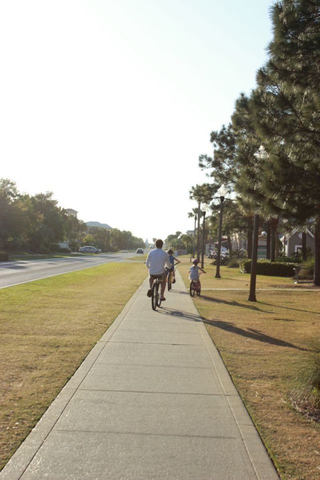 Now we are off to Alys Beach. This is what the bike / pedestrian path looks like from Seacrest to Alys Beach. Now we are off to Alys Beach. This is what the bike / pedestrian path looks like from Seacrest to Alys Beach.